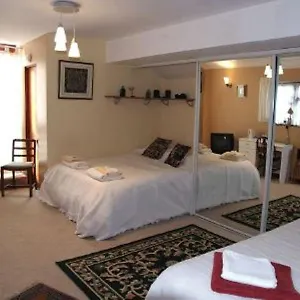 Inn The Tudor Court, Solihull