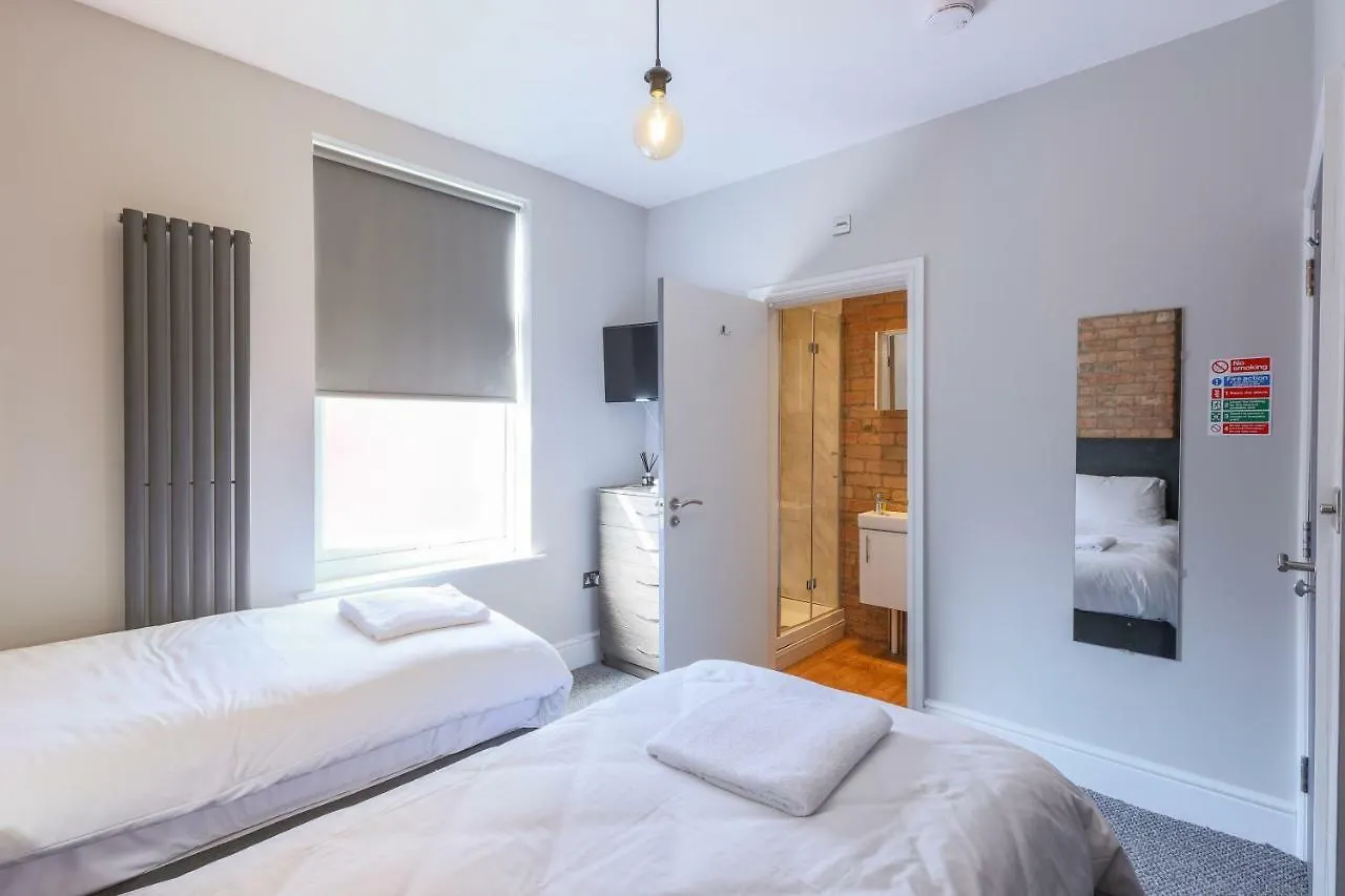 Salisbury Street Guesthouse Long Eaton 4*,